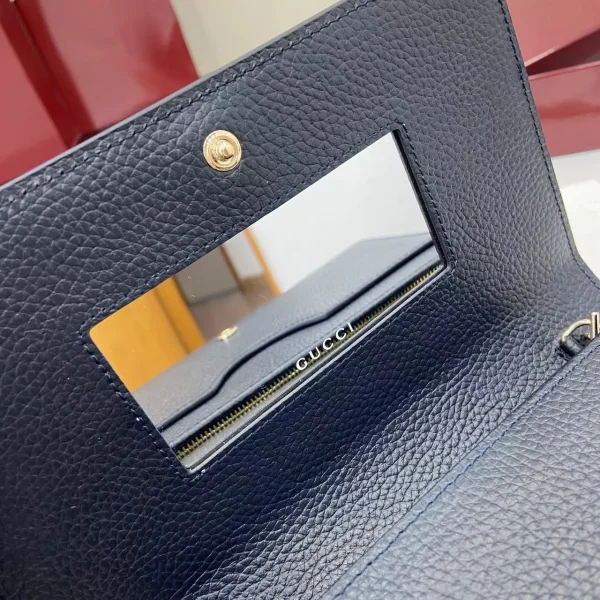 Gucci Cross-body Bags for Women - Image 9