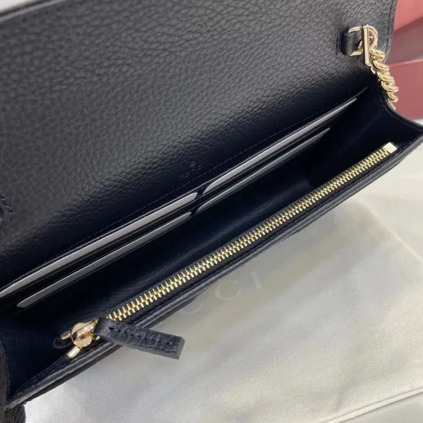 Gucci Cross-body Bags for Women - Image 10