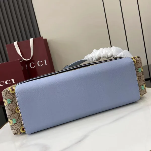 Gucci Diaper Bags - Image 8