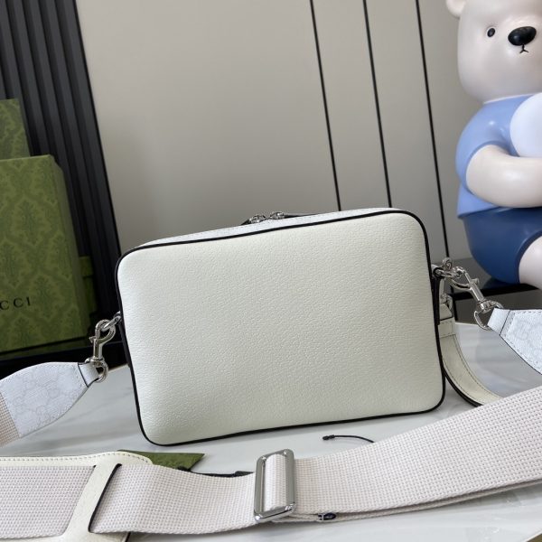Gucci Gg Supreme Crossbody Bag - Image 4