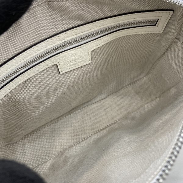 Gucci Gg Supreme Crossbody Bag - Image 9