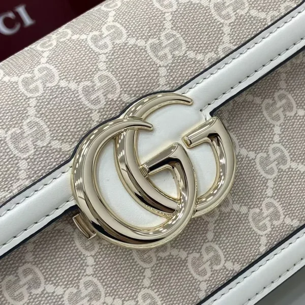 Gucci Horsebit small shoulder bag in White Leather - Image 7