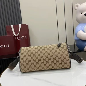 Gucci Pouches for Men