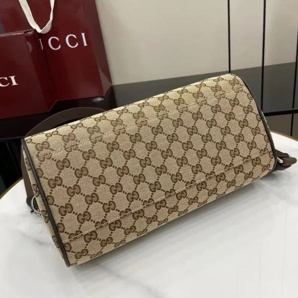 Gucci Pouches for Men - Image 5