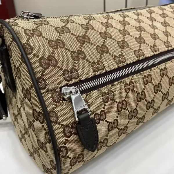 Gucci Pouches for Men - Image 6