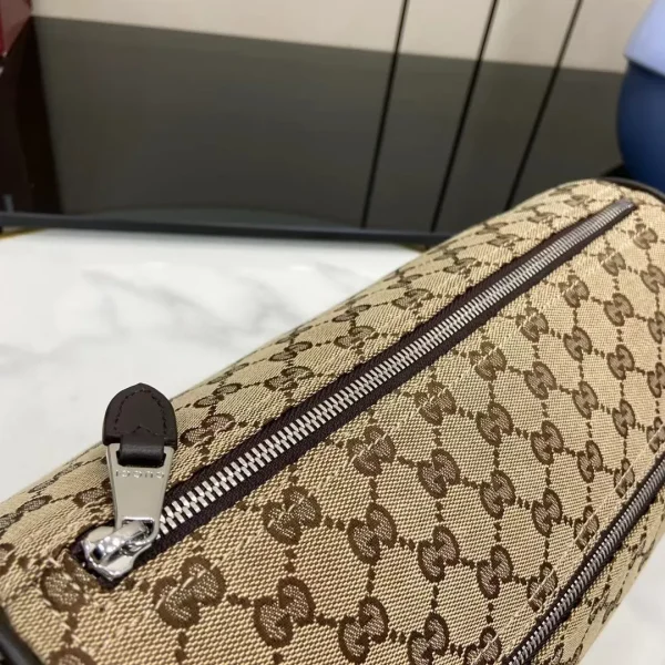 Gucci Pouches for Men - Image 8