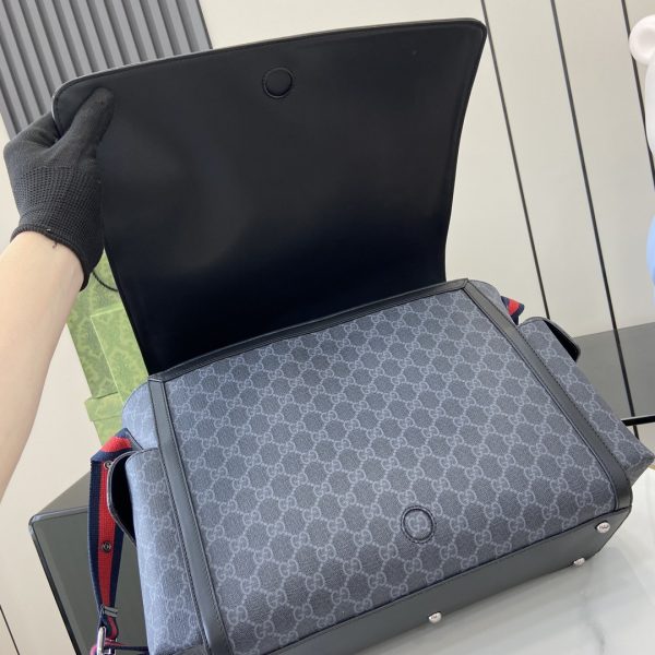 Gucci Pre-Owned GG Supreme Shoulder Bag - Image 8