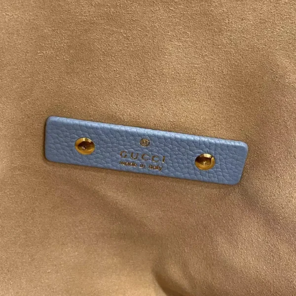 Gucci Softbit Medium Top Handle Bag in Dusty Blue Leather - Image 11