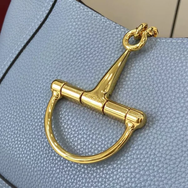 Gucci Softbit medium top handle bag in Grey Leather - Image 6