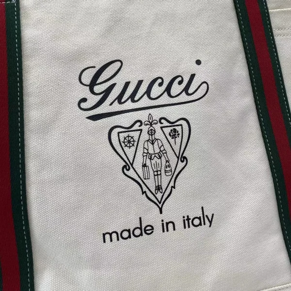 Gucci Tote Bags for Men - Image 2