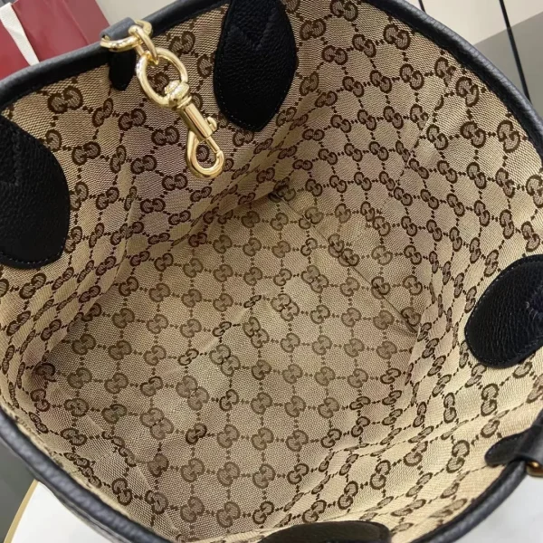 Gucci Totissima small reversible tote bag in black leather - Image 10