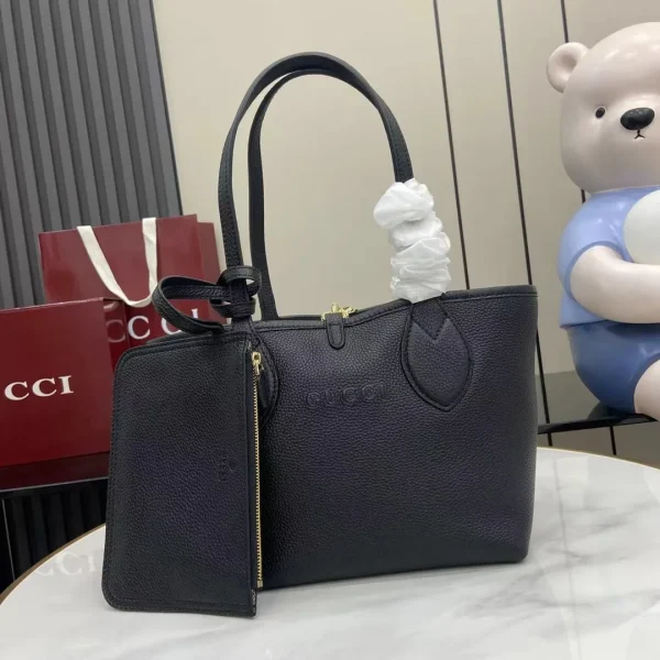 Gucci Totissima small reversible tote bag in black leather