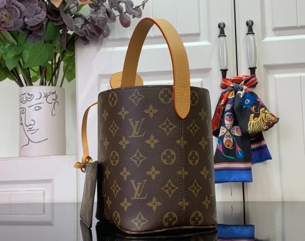 Handbags and Small Leather Goods Valentine's Day Gifts - Image 3