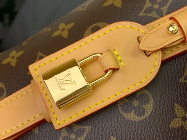 Handbags and Small Leather Goods Valentine's Day Gifts - Image 6