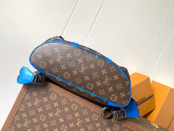 LOUIS VUITTON Christopher MM Monogram Macassar Canvas 'Brown Blue' - Image 5