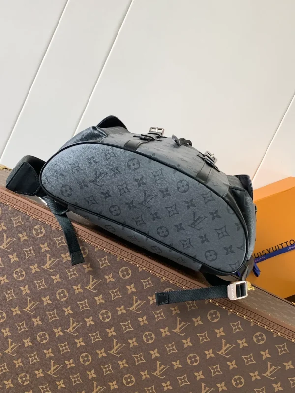 LOUIS VUITTON Damier Graphite Christopher MM Back Pack Black - Image 10