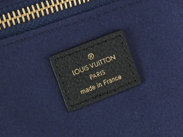 LOUIS VUITTON Empreinte Monogram Giant Neverfull MM Black - Image 4