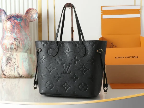 LOUIS VUITTON Empreinte Monogram Giant Neverfull MM Black - Image 10