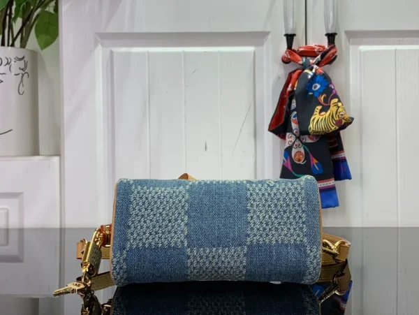 LOUIS VUITTON SPEEDY 18 BANDOULIERE DAMIER DENIM 3D BLUE DENIM - Image 6