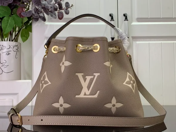 LV Bundle Bicolor Monogram Empreinte Leather - Image 5