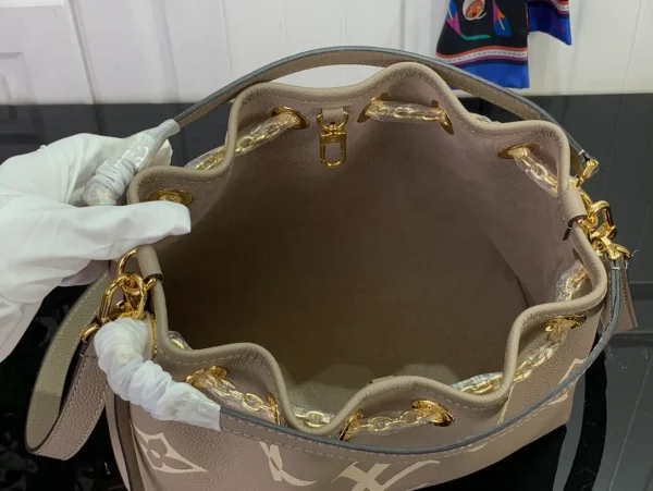 LV Bundle Bicolor Monogram Empreinte Leather - Image 10