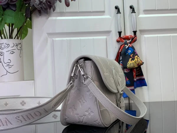 LV Diane Monogram Empreinte Leather - Image 3