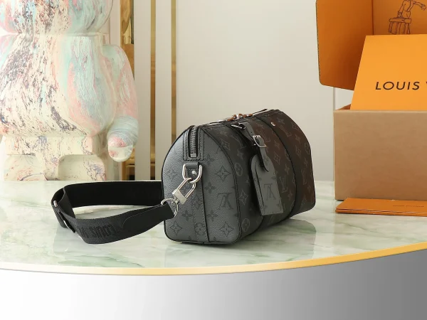 Louis Vuitton Bandouliere Keepall - Image 5