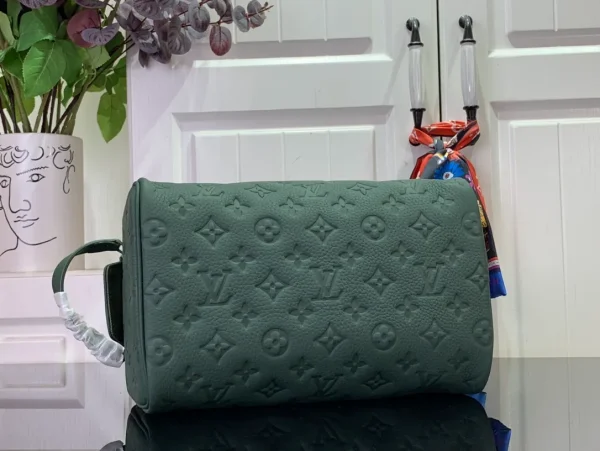 Louis Vuitton Keepall Bandouliere 50 Bag - Image 7