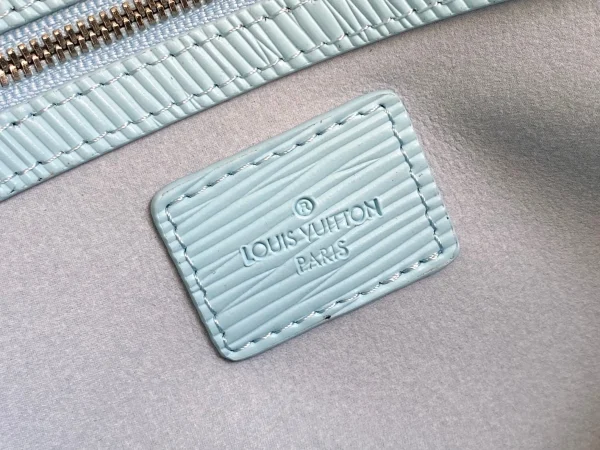 Louis Vuitton Keepall Bandoulière Bag - Image 2