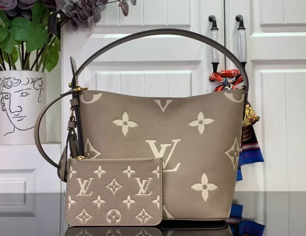 Louis Vuitton LV All In BB leather bag - Image 3