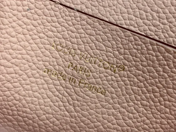 Louis Vuitton Marshmallow Rosebud in Embossed Grained Cowhide Leather with Gold-tone - Image 2