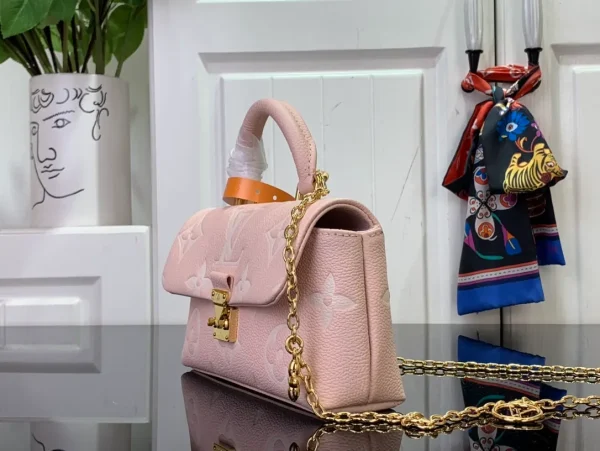 Louis Vuitton Marshmallow Rosebud in Embossed Grained Cowhide Leather with Gold-tone - Image 4