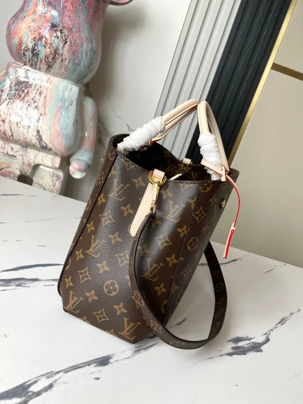 Louis Vuitton Monogram Montaigne MM - Image 4