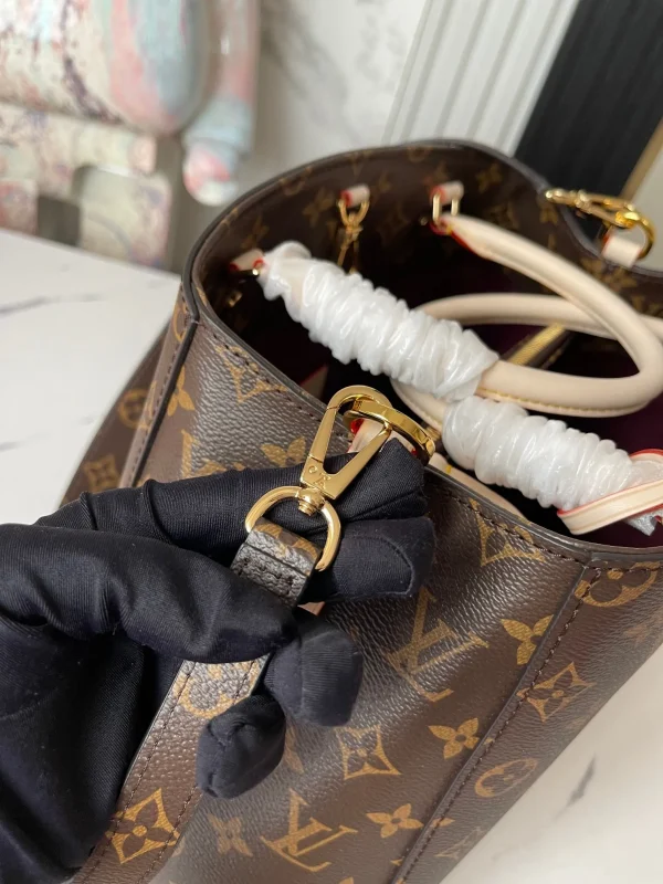 Louis Vuitton Monogram Montaigne MM - Image 7