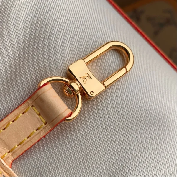 Louis Vuitton Neverfull Bag - Image 7