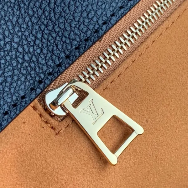 Louis Vuitton OnTheGo Tote MM Black Leather - Image 9