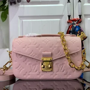 Louis Vuitton Pochette Metis East West bag