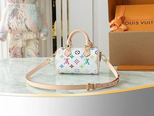 Louis Vuitton Shoulder Bag