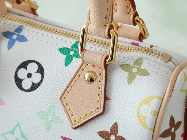 Louis Vuitton Shoulder Bag - Image 5