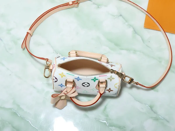Louis Vuitton Shoulder Bag - Image 7