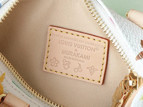 Louis Vuitton Shoulder Bag - Image 8