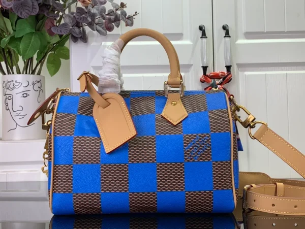 Louis Vuitton Speedy 25 Bandoulière Damier Pop Blue Bag - Image 3