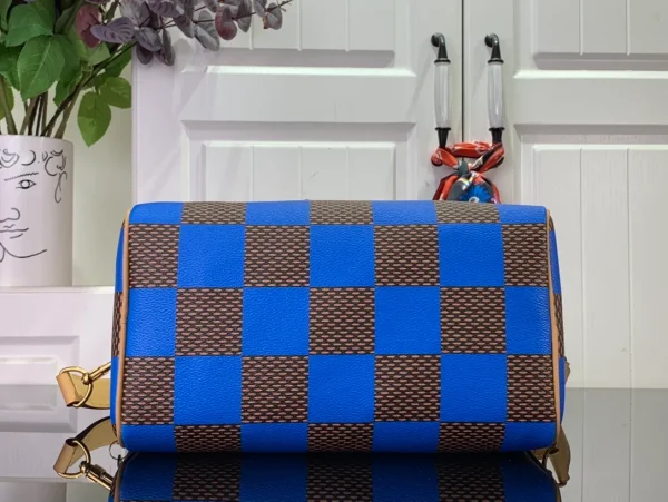 Louis Vuitton Speedy 25 Bandoulière Damier Pop Blue Bag - Image 6
