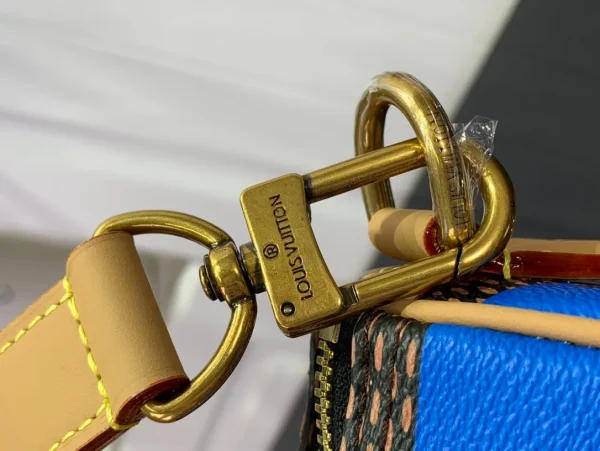 Louis Vuitton Speedy 25 Bandoulière Damier Pop Blue Bag - Image 9