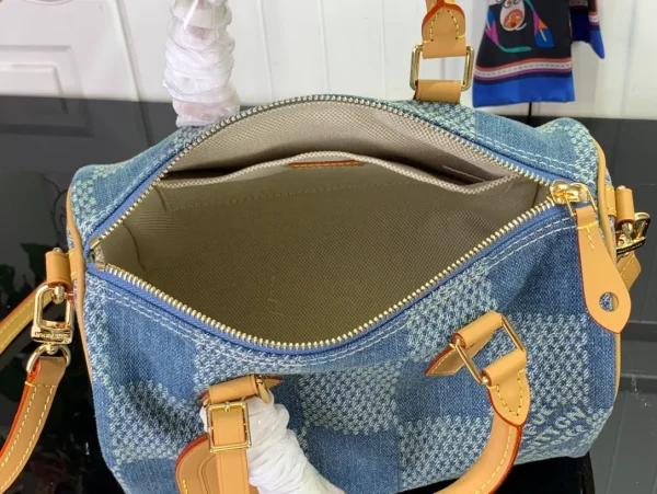 Luxury Louis Vuitton Denim Bag - Image 10