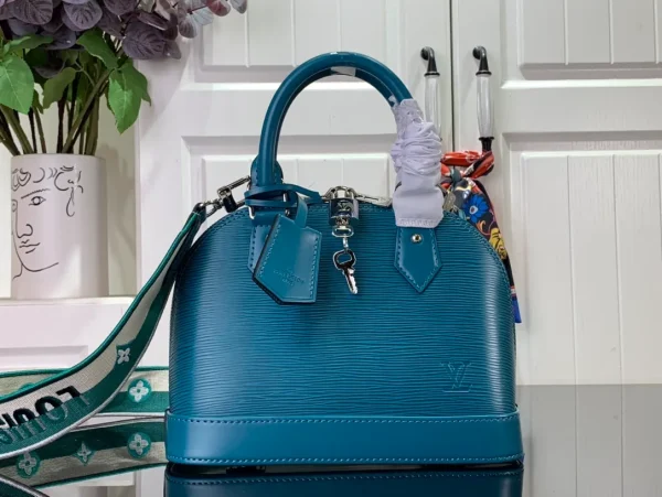 Luxury Real Leather Designer Dkny Veronica Shoulder Bag