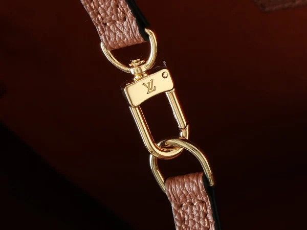 Neverfull MM Monogram Empreinte Leather - Image 10