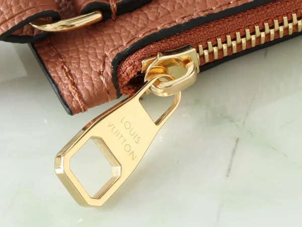 Neverfull MM Monogram Empreinte Leather - Image 9