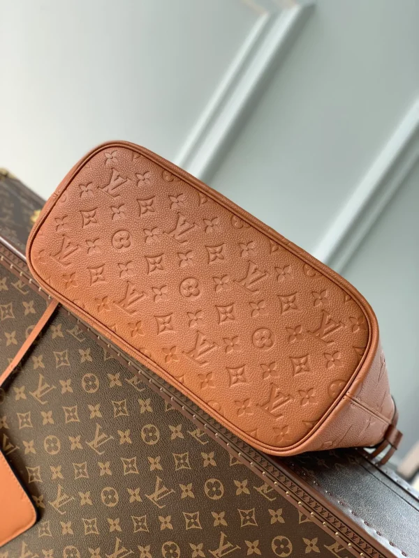 Neverfull MM Monogram Empreinte Leather Handbags - Image 4