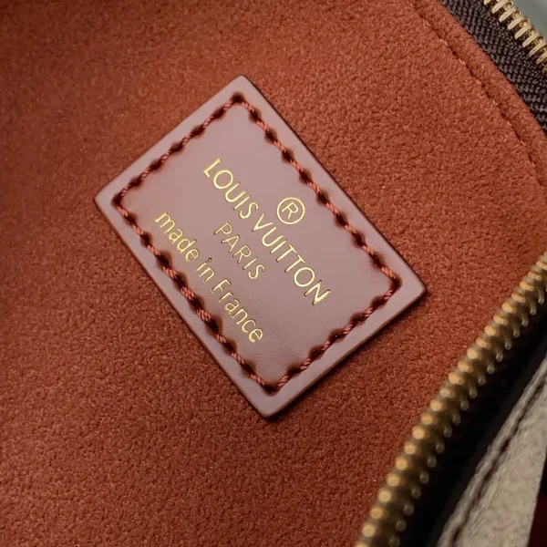 Noé MM Epi Leather Handbags - Image 11